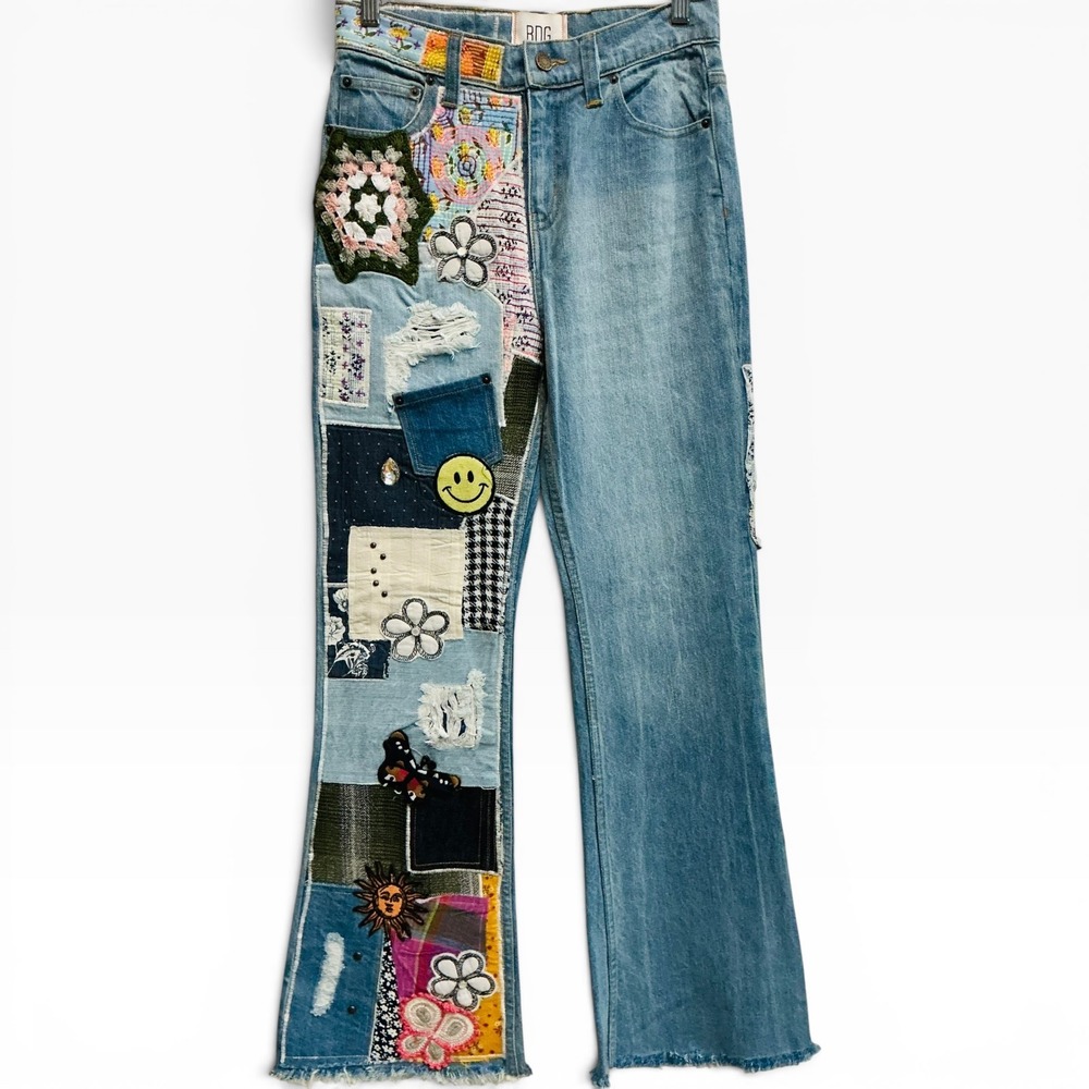 NWT BDG Urban Outfitters DIY Craft Flare Jeans Patchwork Crochet Embroidery 26
